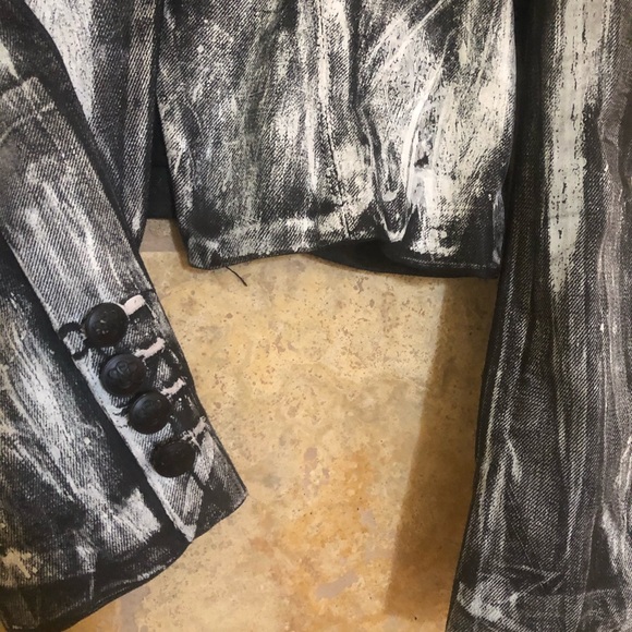 Rock & Republic Gray and White painted Blazer - Picture 5 of 8